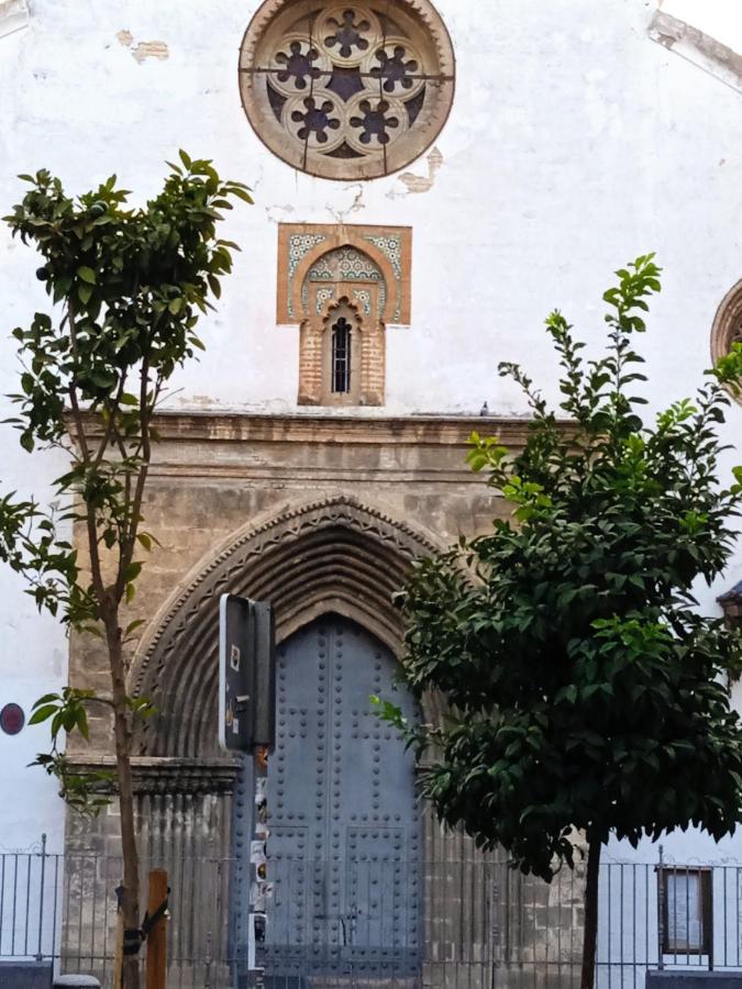 סביליה Apartamento Casco Antiguo Exterior Unico En Segunda Planta En Un Edificio De De Dos Plantas מראה חיצוני תמונה